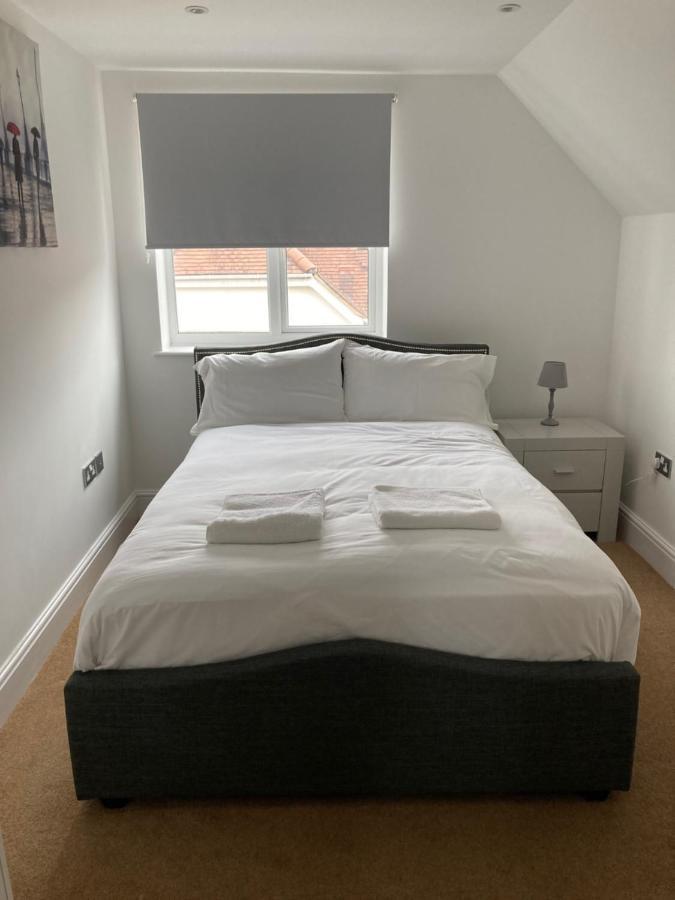 Letting Serviced - Village Apartment Chorleywood
