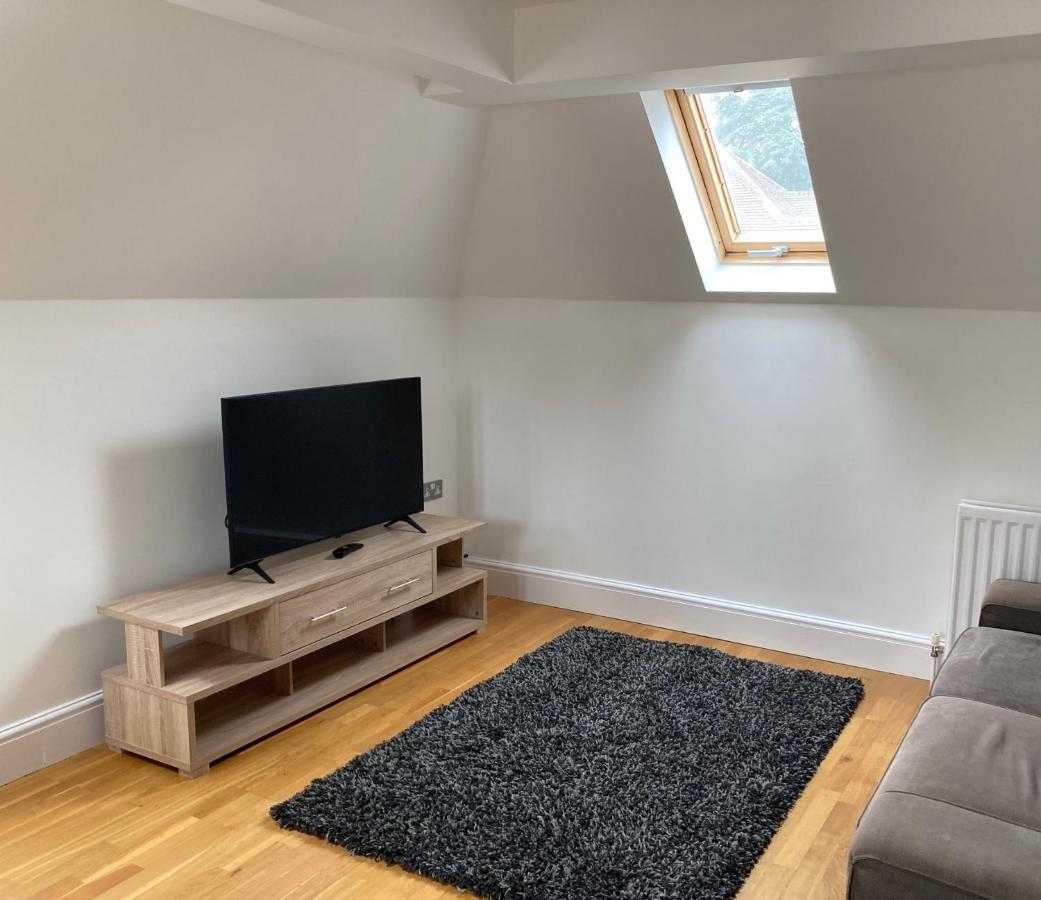 Letting Serviced - Village * Chorleywood