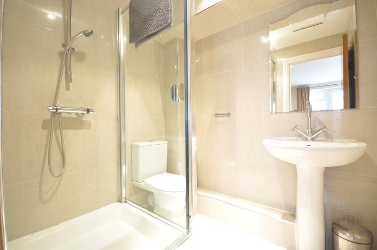 Letting Serviced - Village Apartment *
